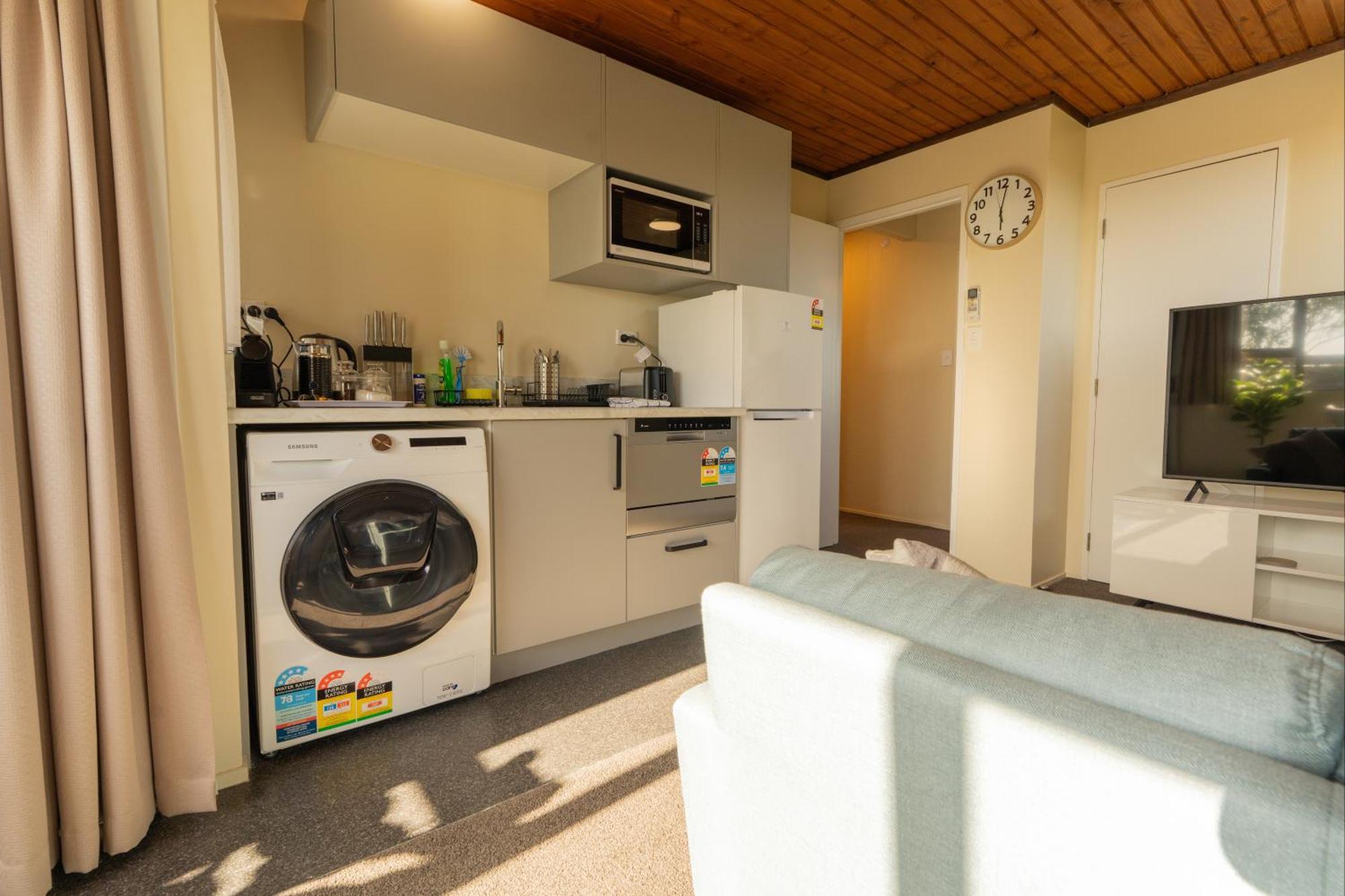 Cosy Unit With Incredible Views & Sky Tv Villa Whanganui Exterior foto